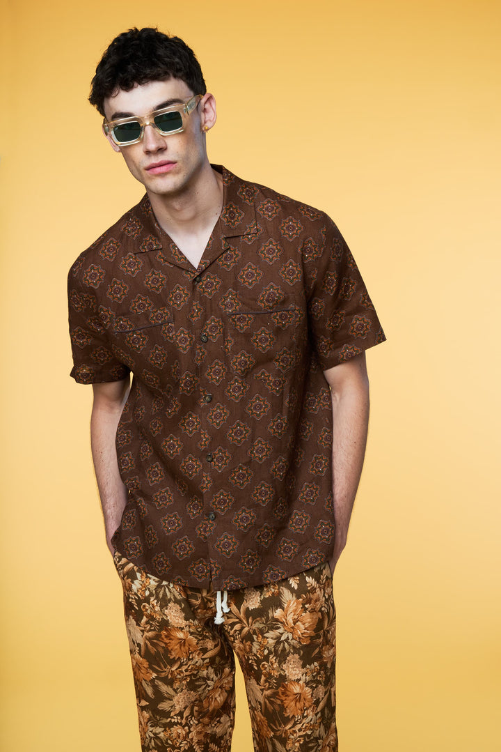 Men’s Linen Set - Brown Geo Olive Botanical Weekend - 1 of 5