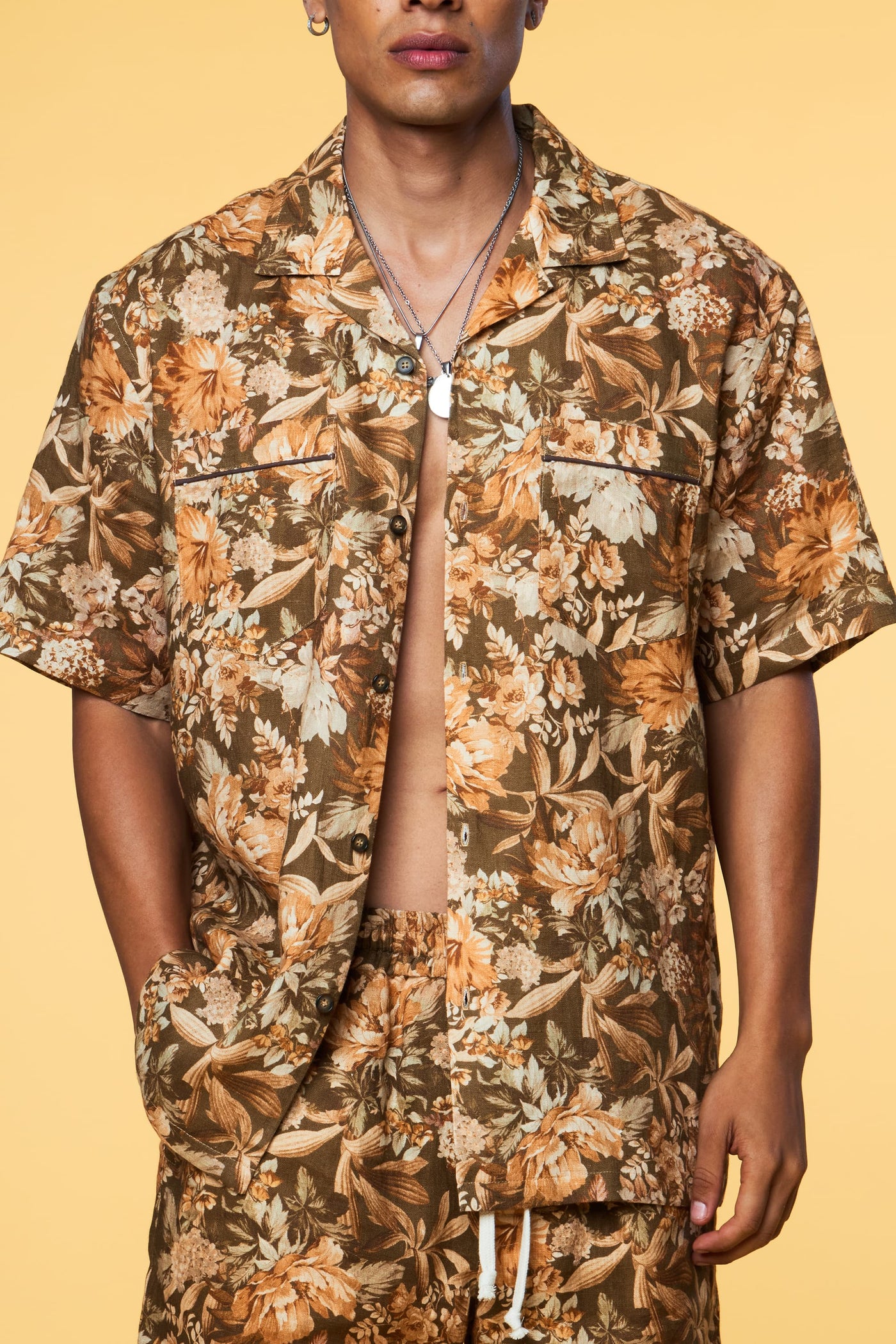 Men’s Short Sleeve Pajama Camp Shirt - Olive Botanical - 3 of 6