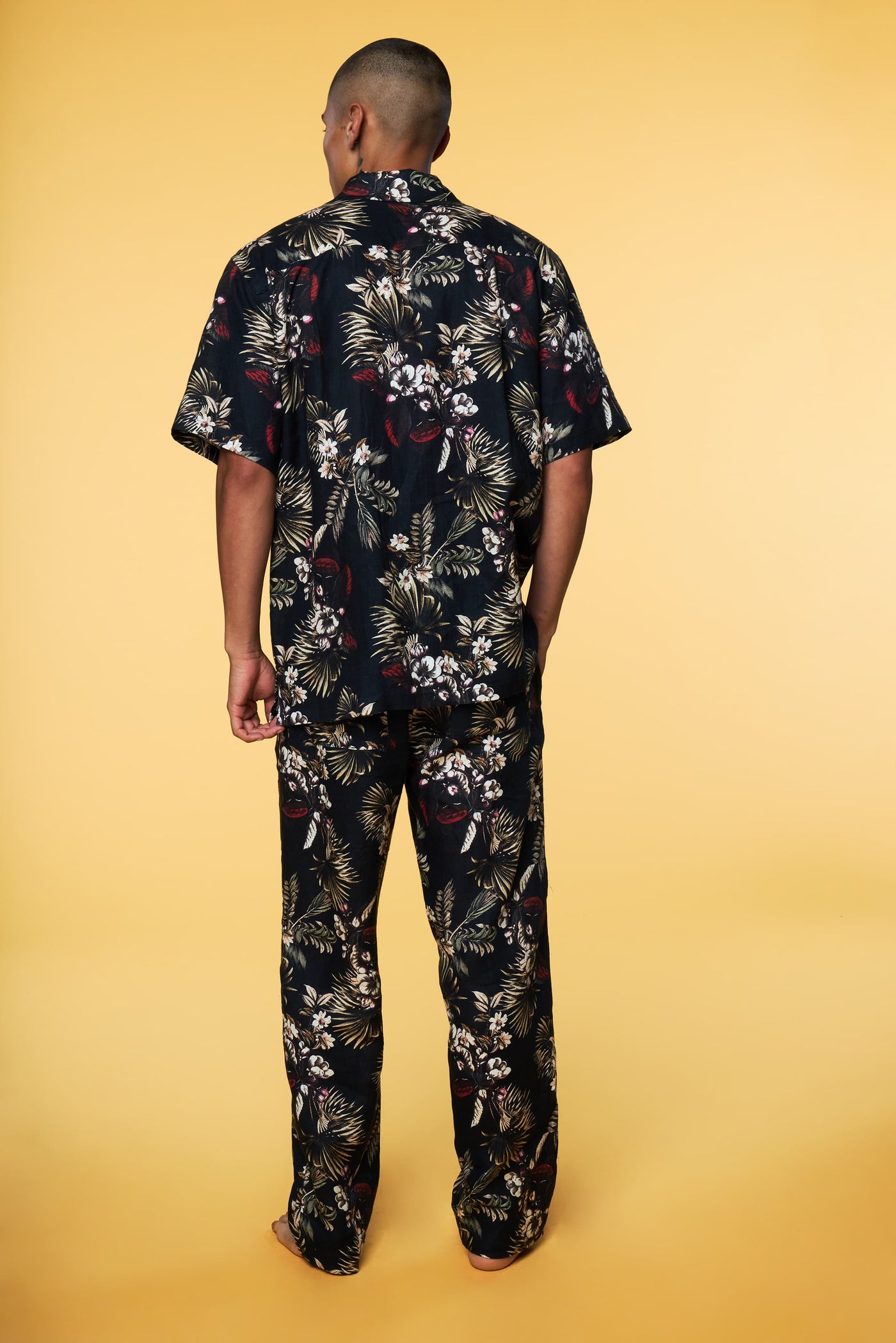 Men’s Pajama Set - Black Hawaiian Weekend - 2 of 4