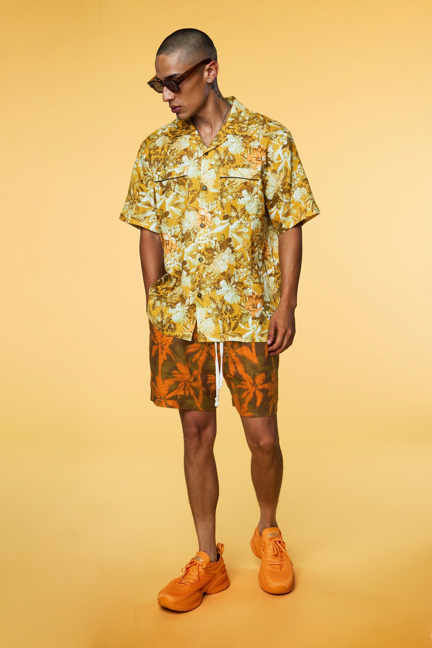 Men’s Pajama Set - Yellow Botanical Orange Palm Short - 2 of 5